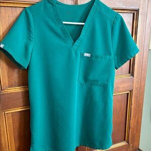 Figs Catarina woman’s scrub top.    Size XS
